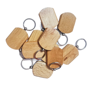Fournisseur en gros porte-clés en bois cadeaux respectueux de l'environnement porte-clés en bois uni avec logo gravé personnalisé de qualité supérieure - Product Image 6