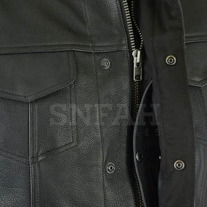 Chaleco de cuero transpirable informal ajustado para hombre 2024 con decoración de botones, chaqueta de invierno, colores personalizados y logotipo hecho en Pakistán - Product Image 3