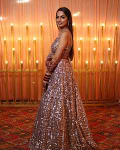 Beau dernier Lehenga Choli avec un beau travail de paillettes multiples - Product Image 3