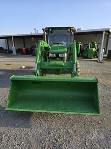 2021 JOHNN 5075E | John e 5075E Tractor utilitario 4x4 90HP Tractor utilitario de calidad superior - Product Image 4