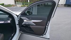 2023 i7 xDrive60 Paquetes M Sport y Executive, Interior Mocha, Mayormente sin modificar - Product Image 5