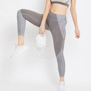Leggings de yoga pour femmes de haute qualité Design unique avec motif solide de taille moyenne élastique Fabriqué en matériau de la meilleure qualité Stock limité! - Product Image 6