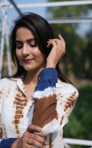 เสื้อมัดย้อมผ้าฝ้ายของผู้หญิงแบบพรีเมี่ยมเสื้อแขนยาวแบบติดกระดุมด้านหน้าได้อย่างง่ายดายทันสมัยสำหรับฤดูร้อน - Product Image 3