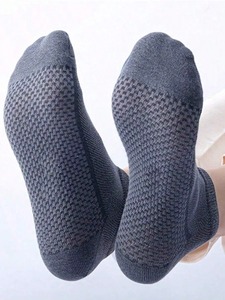 Venta caliente calcetines atléticos personalizados para hombres nueva llegada calcetines largos transpirables para deportes al aire libre mejor precio - Product Image 4