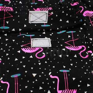 Pantalones cortos de playa ligeros de secado rápido para hombre, logotipo personalizado, patrón sólido, transpirable, estilo de calle alta, cintura media, hechos en Pakistán - Product Image 5