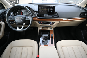 SUV Premium de Lujo Mediano 2024, Faros LED, Transmisión Automática, Interior de Cuero Oscuro, Sin Accidentes, Tamaño de Neumáticos R18, Volante a la Izquierda - Product Image 3