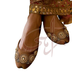 Best Selling Hot Product Women <b>Khussa</b> Fashion Trend Printed Anti-Slippery High Quality Customizable Low MOQ New Design - Product Image 2