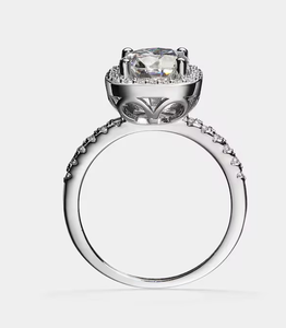 Anillo de plata de ley 925 con moissanita. Hermoso regalo para compromiso y regalo para ella. - Product Image 3