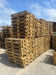 Paletas de madera EPAL de alta calidad, madera duradera de alta resistencia para máxima capacidad de carga y uso a largo plazo en logística y almacenamiento - Product Image 6