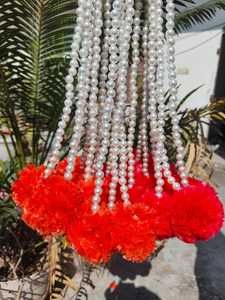Guirlandes artificielles artisanales en perles et fleurs moelleuses de type souci, pour Ganpati Poojan ou décorations de mariage - Product Image 4