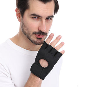 Venta al por mayor de guantes personalizados de alta calidad medio dedo deporte Fitness entrenamiento levantamiento de pesas gimnasio guantes para hombres y mujeres - Product Image 5
