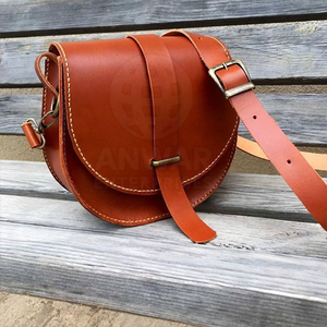 Sac à bandoulière en cuir véritable le mieux noté pour les femmes Sac de voyage léger et durable pour un usage quotidien - Product Image 4