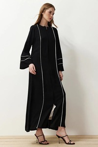 Beau caftan marocain dans un nouveau design fait à la main vêtements traditionnels musulmans avec des perles de pierre fonctionnent magnifiquement coloré - Product Image 2