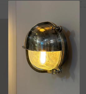 Éclairage Décoratif pour la Maison, Lampe en Laiton Coulé, Lampe Murale Faite à la Main, Lampe de Haute Qualité, Article Cadeau - Product Image 2