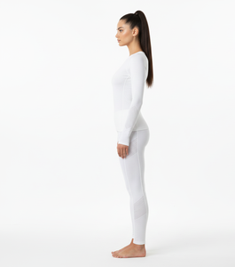 Traje Térmico para Mujer SilkWarm Blanco, Manga Larga, Tejido Suave y Transpirable, Diseñado para una Comodidad Elegante en Invierno - Product Image 5