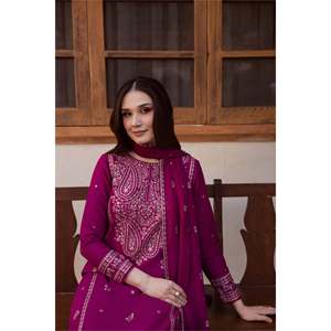 เสื้อชีฟองปักลาย BATIK-3PC พร้อมผ้าคลุมไหล่และกางเกงปักลาย-BIC-4735 - Product Image 4