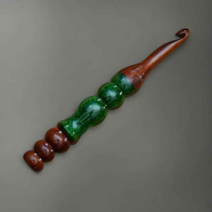 Juego de Ganchos de Crochet de Madera de Sheesham Premium, 13 Ganchos, Naturales, Hechos a Mano, Ergonómicos, Portátiles, Ecológicos y Duraderos para Tejer y Hacer Crochet - Product Image 1