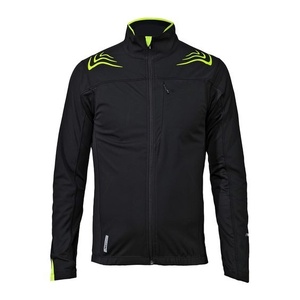 Chaqueta Softshell ODM personalizada de fábrica profesional, ropa de invierno larga ligera e impermeable de alta calidad hecha de tela suave - Product Image 3