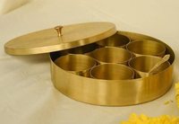 Nouvelle boîte à épices en bois, 7 compartiments, écologique, qualité alimentaire, sans toxines, boîte à masala, cadeau de mariage, élégante boîte à épices en promotion