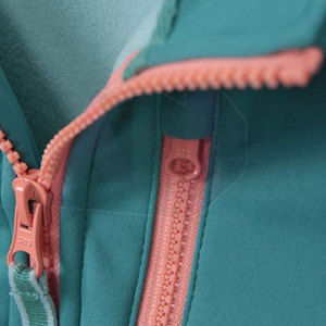 Chaqueta de carcasa blanda para hombre, duradera, cómoda, con cuello levantado, para uso en exteriores, con logotipo frontal de Material de alta calidad, transpirable y resistente al viento - Product Image 6