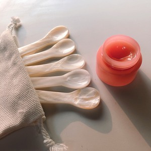 [ขายใหญ่] มินิเปลือกหอยธรรมชาติคาเวียร์ไม้ไม้พายเครื่องสําอางแต่งหน้าครีมสกู๊ปสําหรับห้องครัวชาของขวัญ - Product Image 2