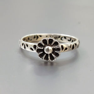 Fashionable Gold-Plated <b>Silver</b> <b>Ring</b> (1.9 Grams) Modern Gemstone Inlay Jewelry Gift for Stylish Occasions - Product Image 1