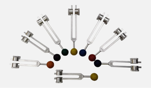 Diapasones de Sintonización de Chakras y Estrellas del Alma con Peso - Juego de 8 Diapasones Curativos con Bolas de Goma - Product Image 2