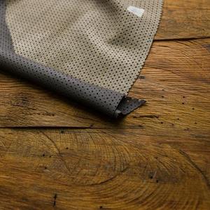 Peau de cuir perforée grise de qualité supérieure disponible en 1 à 22 pieds carrés pour les produits en cuir personnalisés - Product Image 4