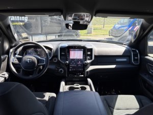 Ram 1500 Big Horn 2025 Usada en Buen Estado, Gasolina/Eléctrica, V6 3.6L, 4x4 - Product Image 5