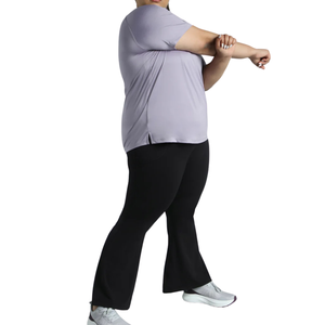 T-shirt de performance pour femmes grandes tailles, devant et dos, séchage rapide, extensible, haut actif, vêtements de fitness personnalisés - Product Image 4
