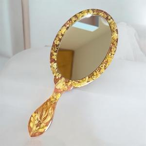 Espejo de Mano de Resina con Acabado Liso y Brillante, Perfecto para Uso Diario, Maquillaje o Fines Decorativos, Agrega un Toque Elegante - Product Image 2