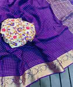 Party Wear Sari con Encaje y Algodón Floral Highlights - Product Image 6