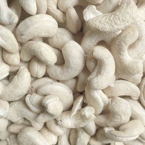 Offre Spéciale 2025 Santigo Usine Vietnam Noix De Cajou Biologique Noix De Cajou Noix W180 Vente En Gros Reday À Expédier - Product Image 1