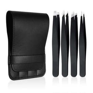 Ensemble de pinces à sourcils Divris Durable 4 pièces avec pointes inclinées en acier inoxydable noir et design moderne pointu et étui de voyage - Product Image 4