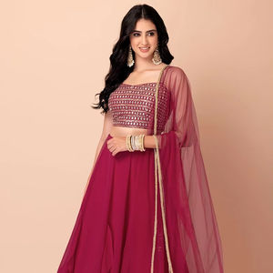 Hermosa ropa de boda Lehenga Choli con múltiples lentejuelas y trabajo de bordado Zari - Product Image 1