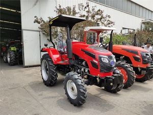 Tractor Agrícola Compacto Kubota B2420 4WD Nuevo y Usado para Trabajos en Pequeñas Granjas, Huertos y Jardines - Product Image 6