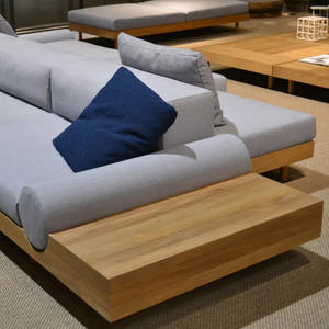 โซฟาห้องนั่งเล่นทำจากไม้สักคุณภาพสูงพร้อมสีเคลือบธรรมชาติ รวมถึงเบาะรองนั่ง - Product Image 4