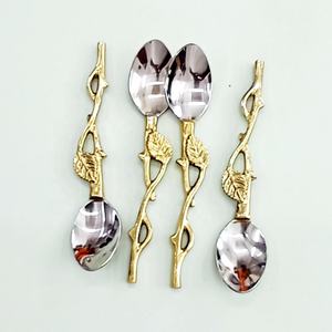 ชุดช้อนสแตนเลสสีเงินพร้อมก้านทองเหลืองที่เป็นเอกลักษณ์พร้อมด้ามจับใบอุปกรณ์ครัวสแตนเลส - Product Image 2