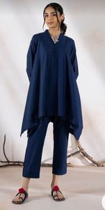 Customizable Modest Winter 2-Piece Co-Ord Sets Plain Monochrome Designs Premium Thick Silk/<b>Viscose</b> <b>Fabrics</b> Indian Pakistani - Product Image 3