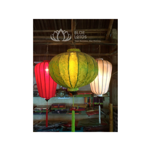 Lanternes en soie les mieux classées pour lanterne de fête en bambou avec étiquette personnalisée prête à expédier le fabricant de rotin en bambou Hoi An - Product Image 1