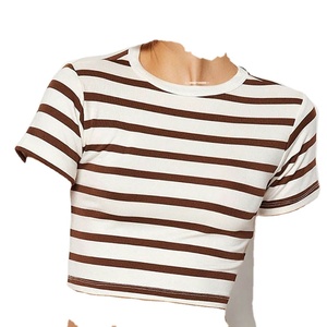 Vente en gros de crop tops pour femmes, respirants, à séchage rapide, écologiques, en coton et élasthanne, à manches courtes, col rond, décontractés, pour la gym, le fitness et l'entraînement - Product Image 2