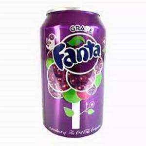 Refresco frío Fanta, ideal para el verano y el clima caluroso. - Product Image 6