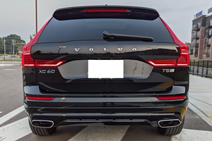 VOLVO XC60 T5 R-DESIGN 2019 USADO, Volante a la Izquierda/Derecha - Product Image 3