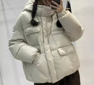 Top Trending Mujeres Chaqueta de invierno con capucha Cusotm OEM Chaqueta acolchada impermeable Fabricante Elegante Chaqueta de mujer al por mayor - Product Image 3