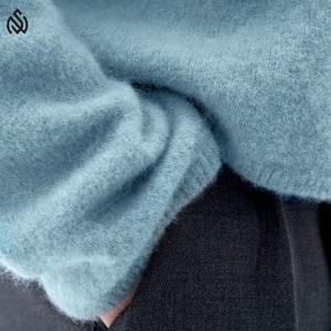 Pull en laine d'hiver pour femme de qualité supérieure, tricot sur mesure, pull pour femme multicolore, respirant, pull en tricot tendance pour femme - Product Image 4