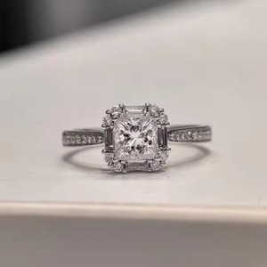 Anillo de compromiso de diamante cultivado en laboratorio E VS1 de corte princesa de 2 quilates estilo catedral 10K oro amarillo certificado IGI regalo para niña - Product Image 5