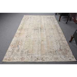 Vintage Turkish <b>Rug</b> 5.3x8.2 ft (163x250 cm), Brown Gray <b>Check</b> <b>Rug</b> - Product Image 1