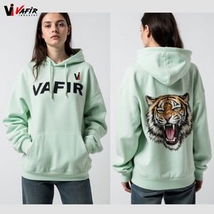 Sudadera con Capucha Unisex Negra de Invierno al por Mayor, con Cuello Redondo, Estilo Holgado, Personalizable con Logotipo, Impresión por Sublimación, Bordado, Parche y Bolsillo, Marca Vafir - Product Image 4