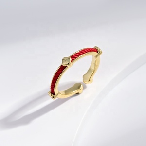 Anillos de plata de ley 925 personalizados, rojos, a la moda, al por mayor, únicos, apilables, chapados en oro, ajustables, con cordón, para niñas. - Product Image 5