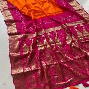 VASTRA COTTAGE Pure Viscose Dola Silk Saree with Tie Dye Bandhani All Over Aari Mirror Work and Rich Gold Zari Woven Pallu - Product Image 6